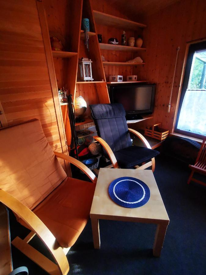 Ferienhaus Mit Riesen Garten, Drei Terrassen, Toller Aussicht Am Waldrand, Auch Als Monteur-Wohnung Hemer Bagian luar foto