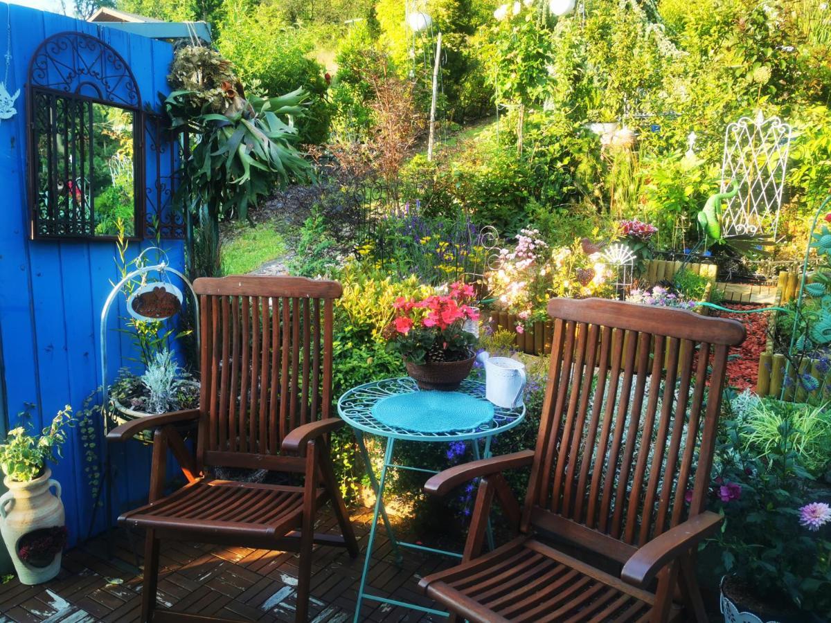 Ferienhaus Mit Riesen Garten, Drei Terrassen, Toller Aussicht Am Waldrand, Auch Als Monteur-Wohnung Hemer Bagian luar foto