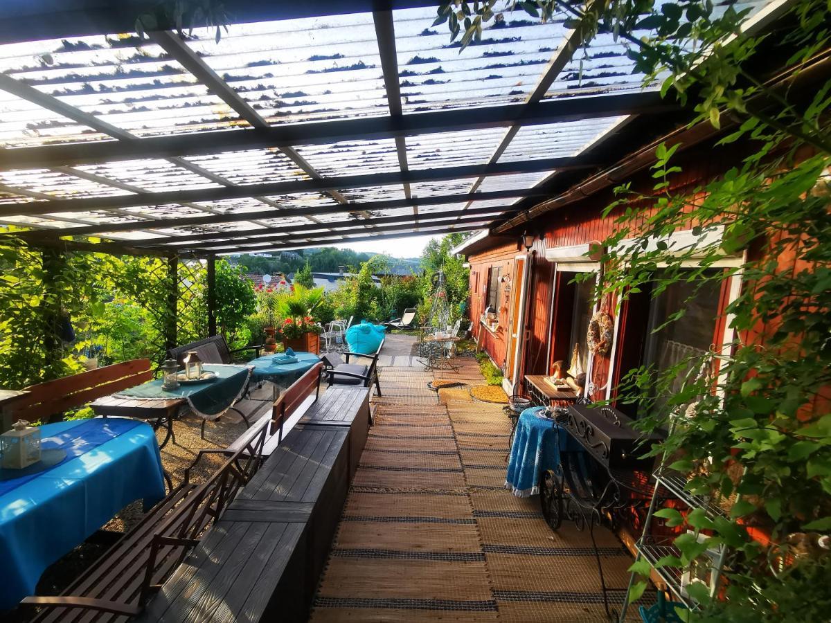 Ferienhaus Mit Riesen Garten, Drei Terrassen, Toller Aussicht Am Waldrand, Auch Als Monteur-Wohnung Hemer Bagian luar foto